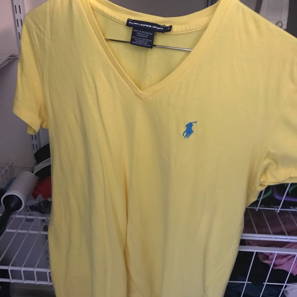 🌸 BARELY WORN POLO TEE🌸